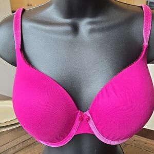 Victoria's Secret Body By Victoria Lined Underwire Bra